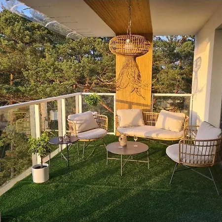 Balcony Z Parkingiem I Roweramo